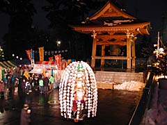 練馬の冬の風物詩『ボロ市』万灯