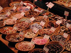 西武新宿線、武蔵関町の骨董通り