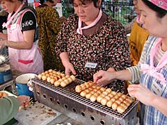 関地区祭「焼きだんご」